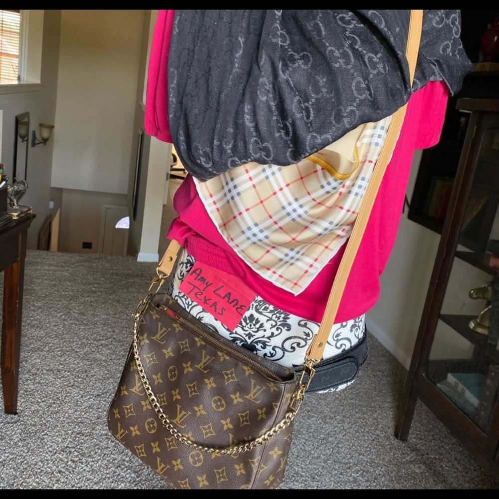 Monogram Looping MM ( crossbody ability)